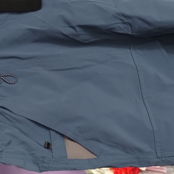 EZRUN Navy Blue Cargo Shorts - Picture 2 of 5